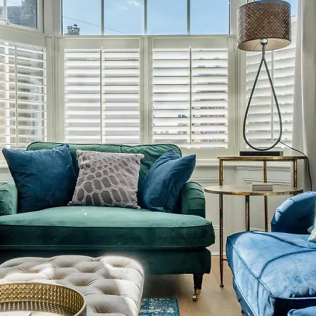 펜션 Regatta House *