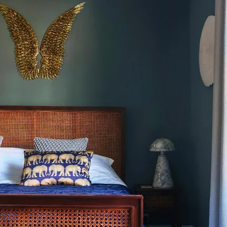 Regatta House *