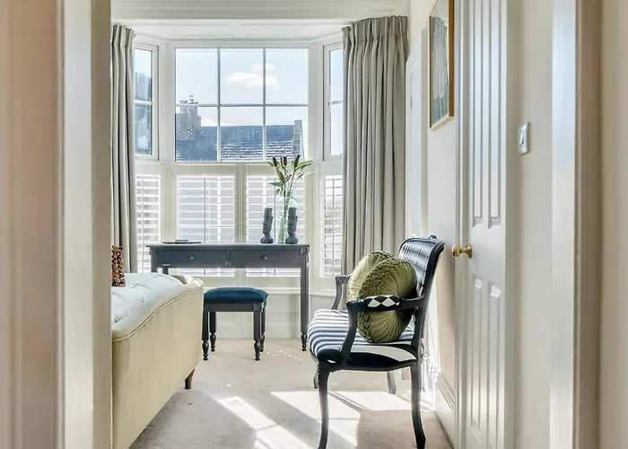 Regatta House Holiday home Whitby